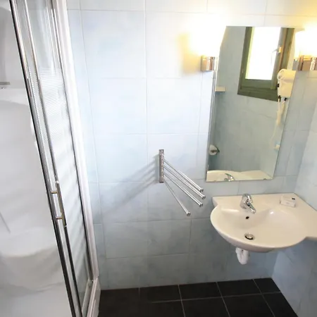 Апартаменти Albaluisa