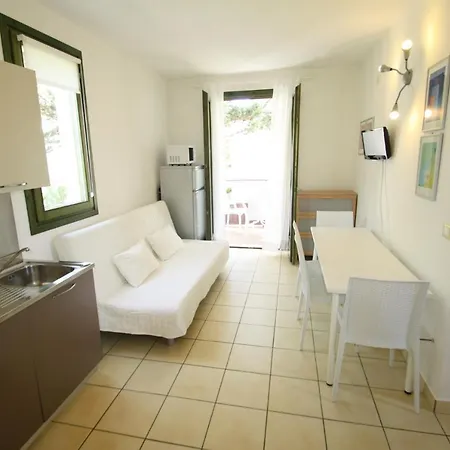 Albaluisa * Бібіоне