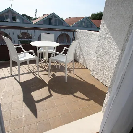 Albaluisa Апартаменти *