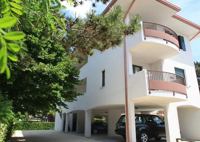 Albaluisa Бибионе