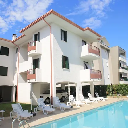 Appartement Albaluisa *