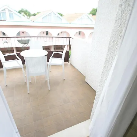 Albaluisa Appartement *